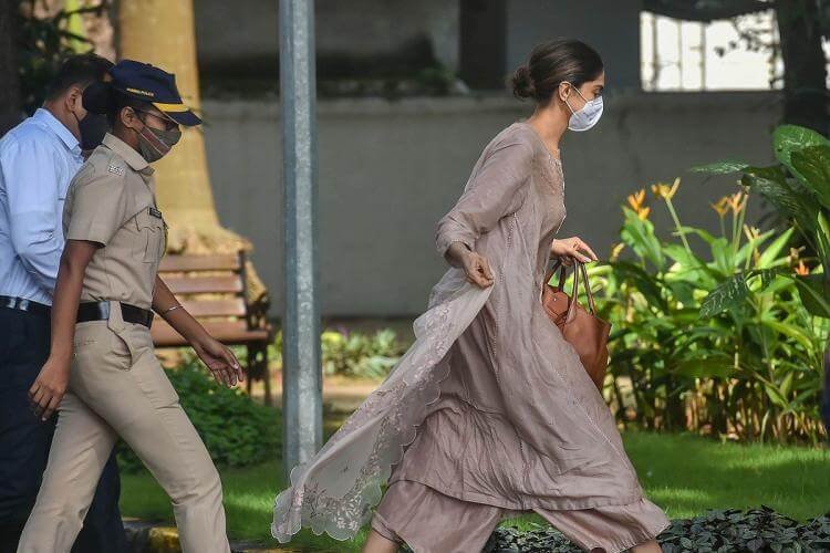 Deepika Padukone Cried